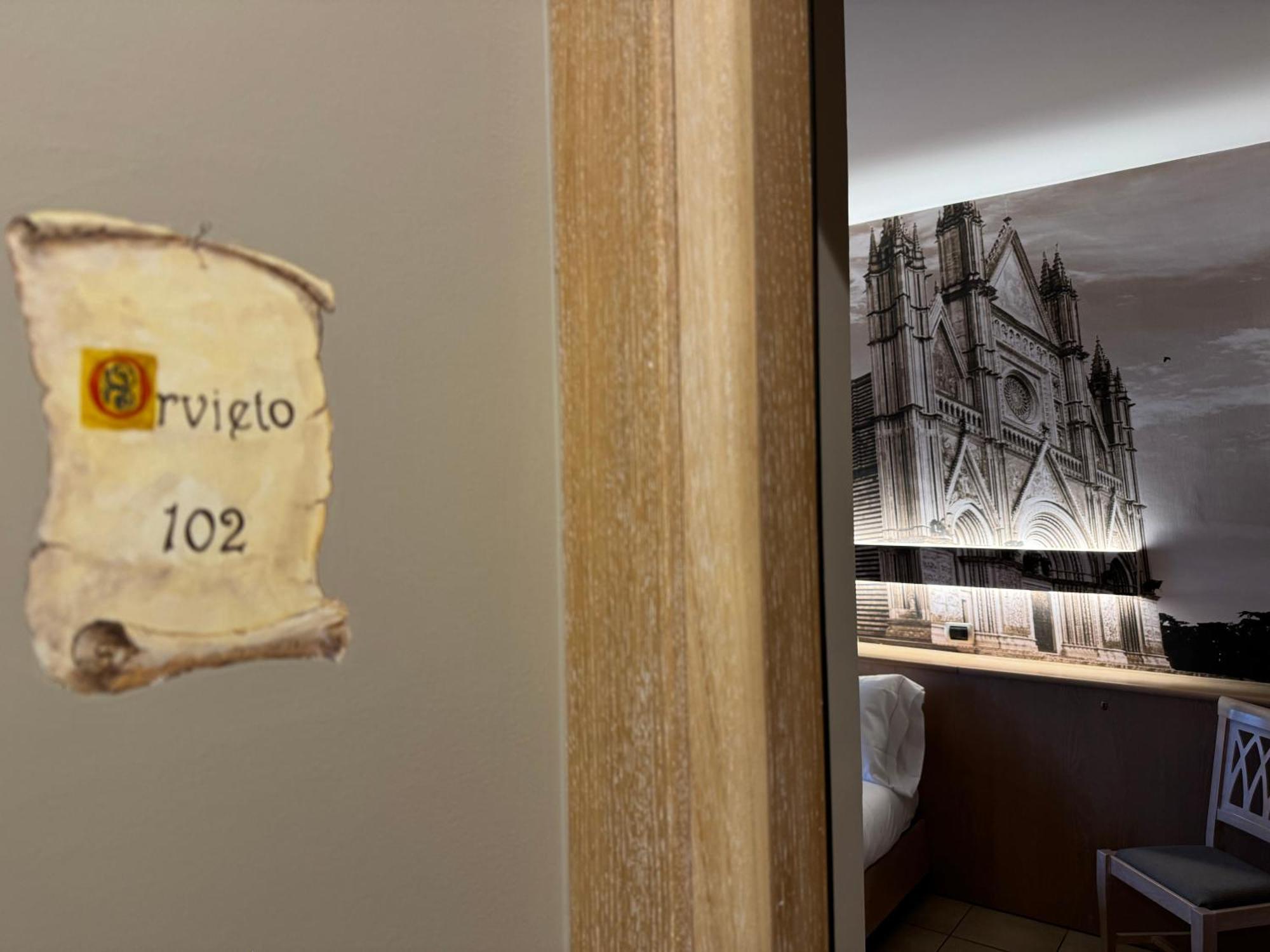Hotel Cladan อัสซิซี ภายนอก รูปภาพ