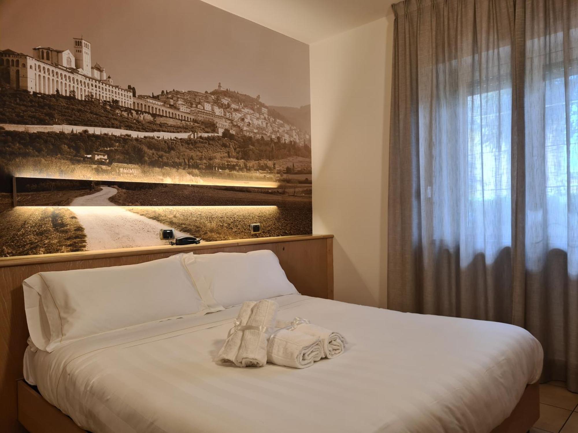 Hotel Cladan อัสซิซี ภายนอก รูปภาพ