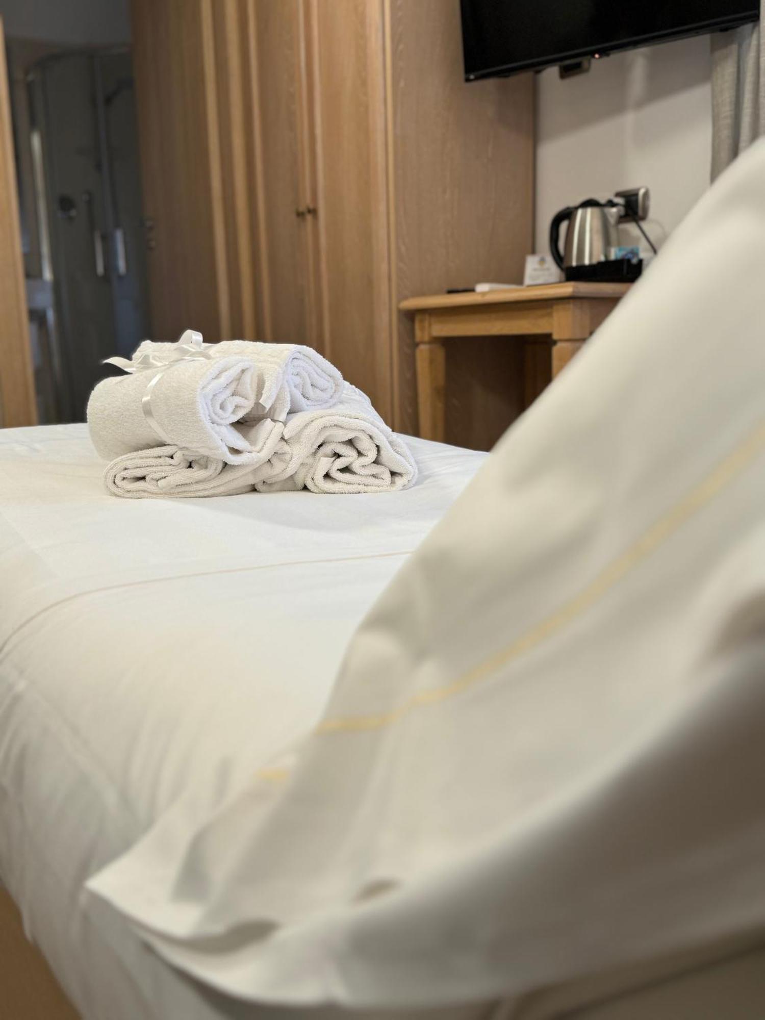 Hotel Cladan อัสซิซี ภายนอก รูปภาพ