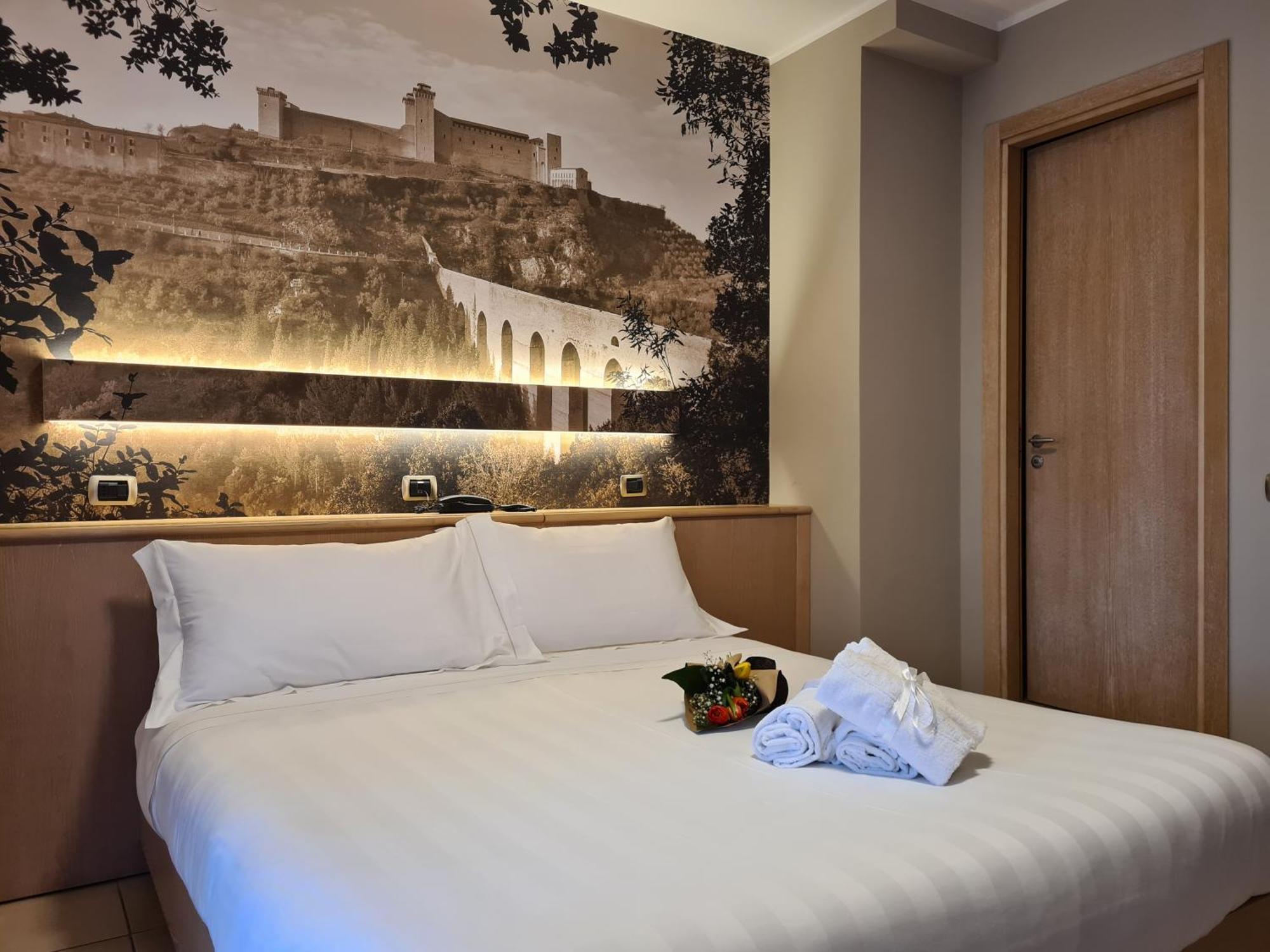 Hotel Cladan อัสซิซี ภายนอก รูปภาพ