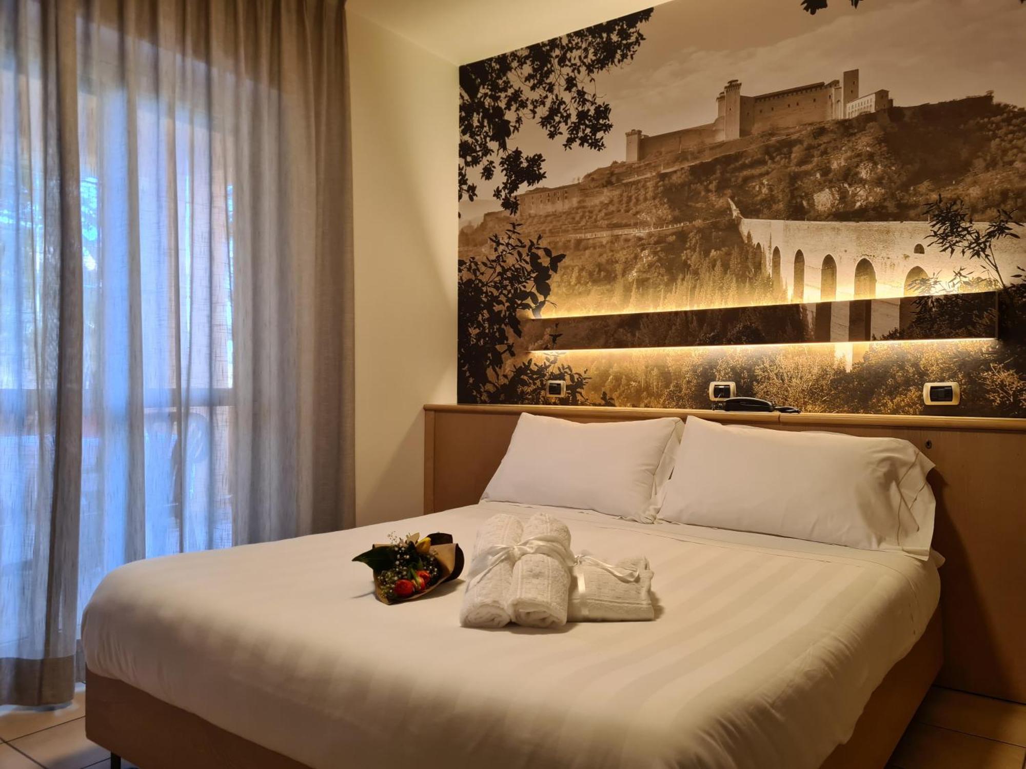 Hotel Cladan อัสซิซี ภายนอก รูปภาพ