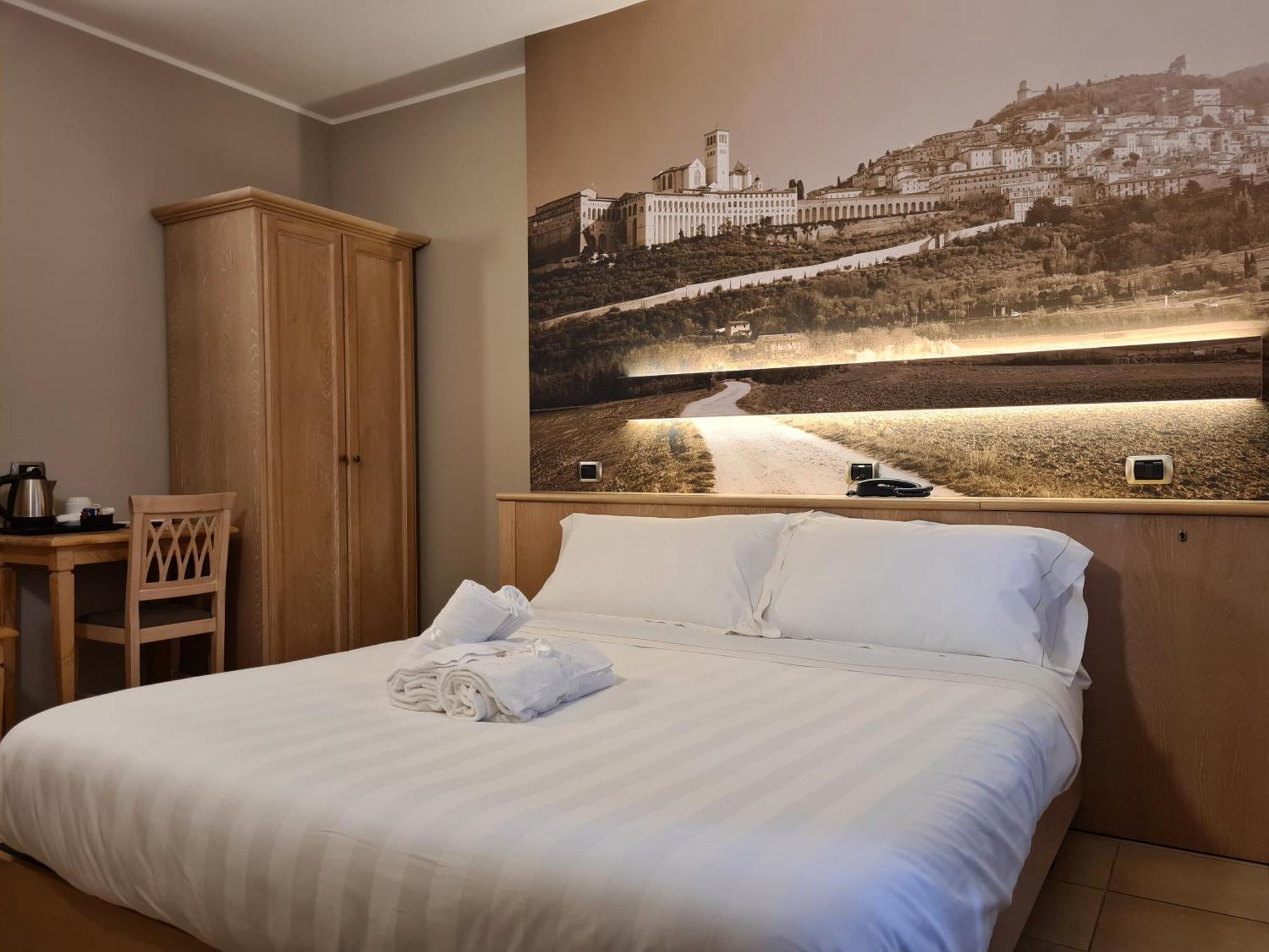 Hotel Cladan อัสซิซี ภายนอก รูปภาพ
