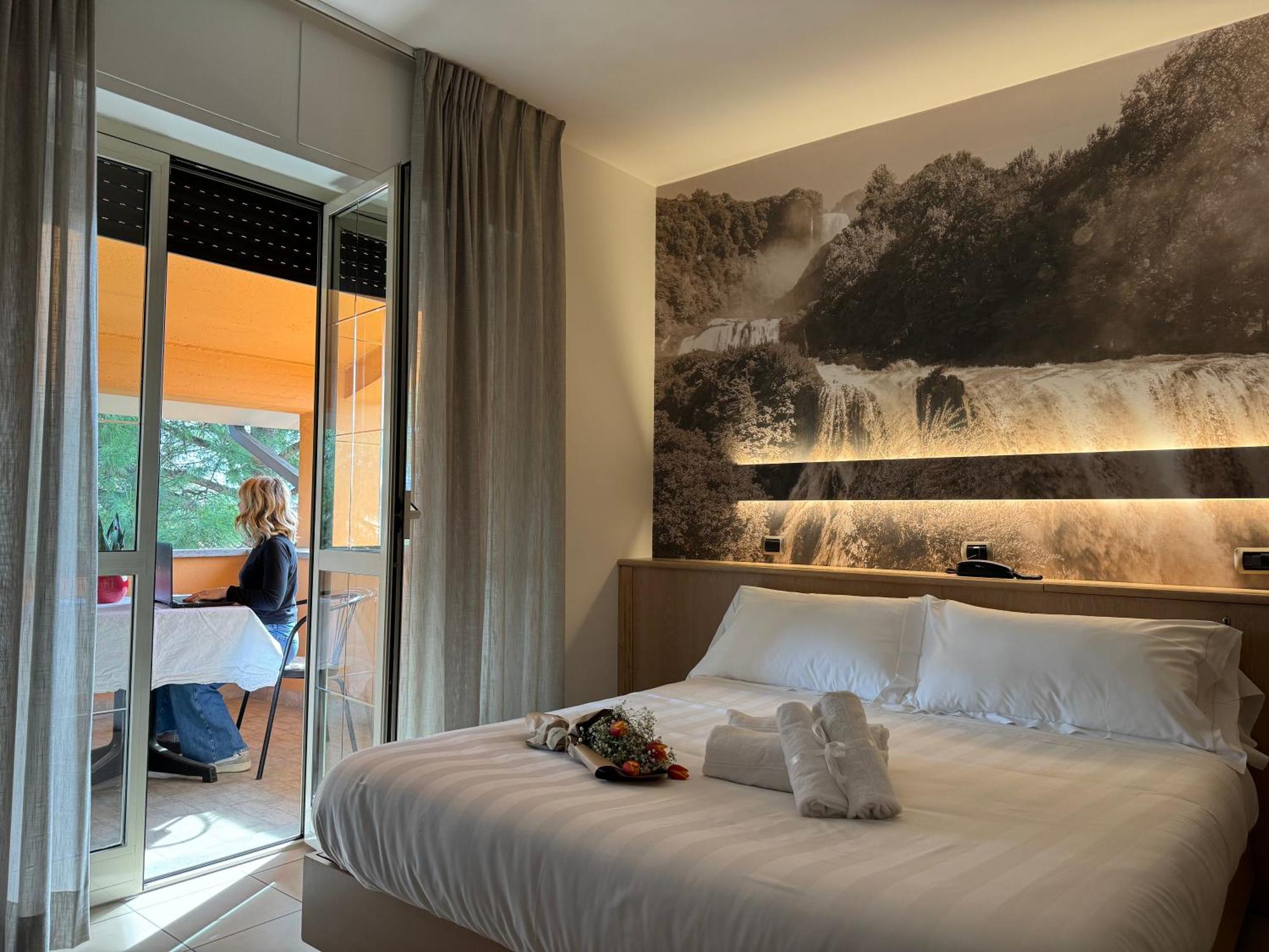 Hotel Cladan อัสซิซี ภายนอก รูปภาพ