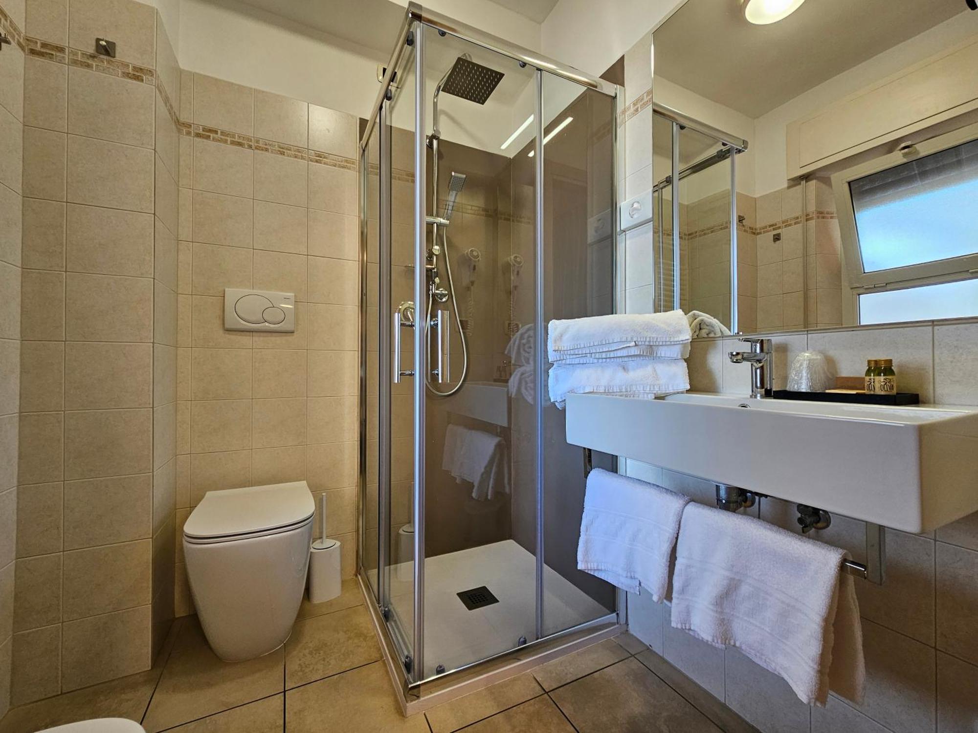 Hotel Cladan อัสซิซี ภายนอก รูปภาพ