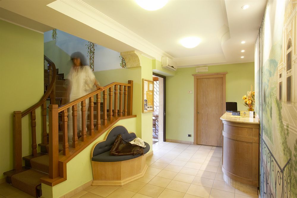 Hotel Cladan อัสซิซี ภายนอก รูปภาพ
